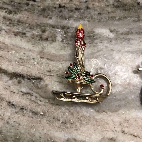 Christmas Pins Brooches lot of 4 Tree, Snowman, Candle, Bells - Picture 4 of 6
